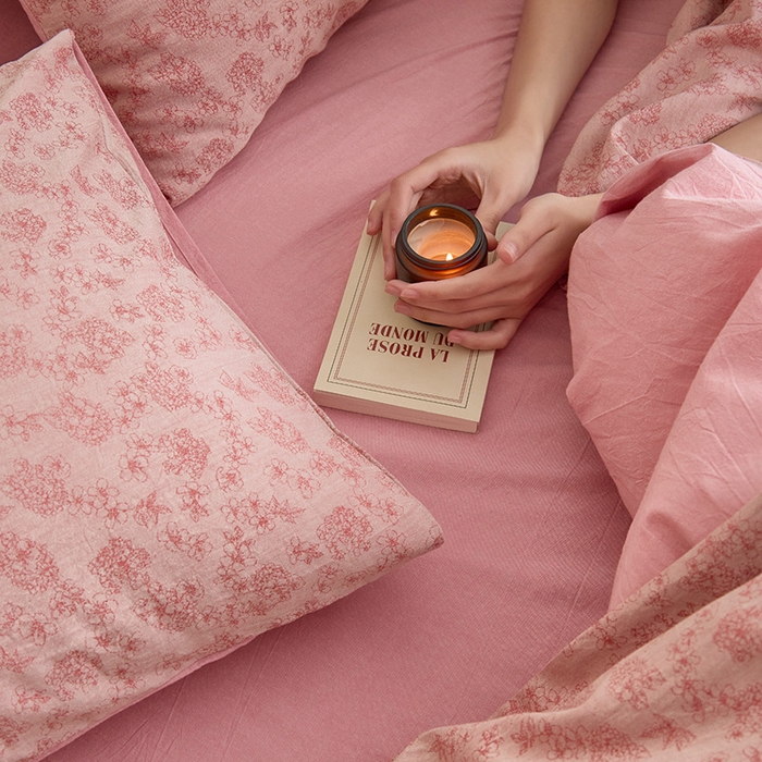 91家纺网 家纺一手货源 找家纺 原研家居 2024新款水洗棉提花系列四件套 繁花-红