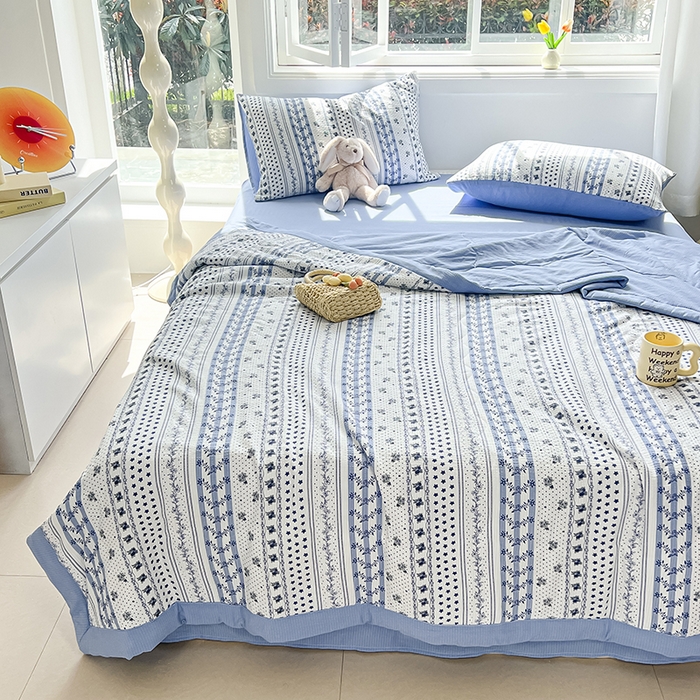 91家纺网 家纺一手货源 找家纺 安哆啦家纺 2024新款A类泡泡棉印花夏被四件套 素雅