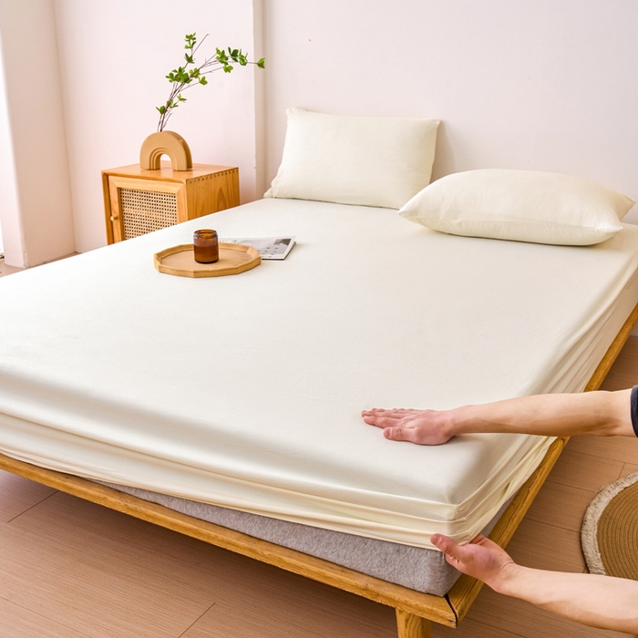 91家纺网 家纺一手货源 找家纺 云尚床笠 热卖简约风纯色原棉床笠系列 白色