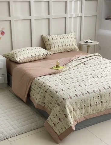 91家纺网 家纺一手货源 找家纺 怡家居 2024新款全棉印花手包边夏被四件套 沁恬