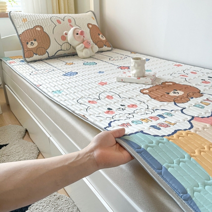 91家纺网 家纺一手货源 找家纺 （总）东宇床垫 2025新款A类凉感丝乳胶学生凉席