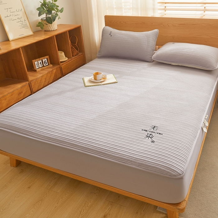 91家纺网 家纺一手货源 找家纺 鹿辉家居（原吉欧力） 2024新款无染刺绣夹棉床笠 无染深灰