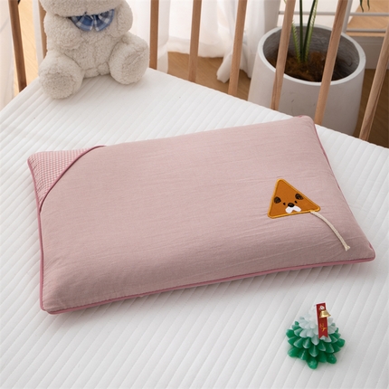 91家纺网 家纺一手货源 找家纺 （总）织布人 2024新款荞麦枕全棉水洗棉婴幼儿童枕0-6-12岁卡通全荞麦枕头