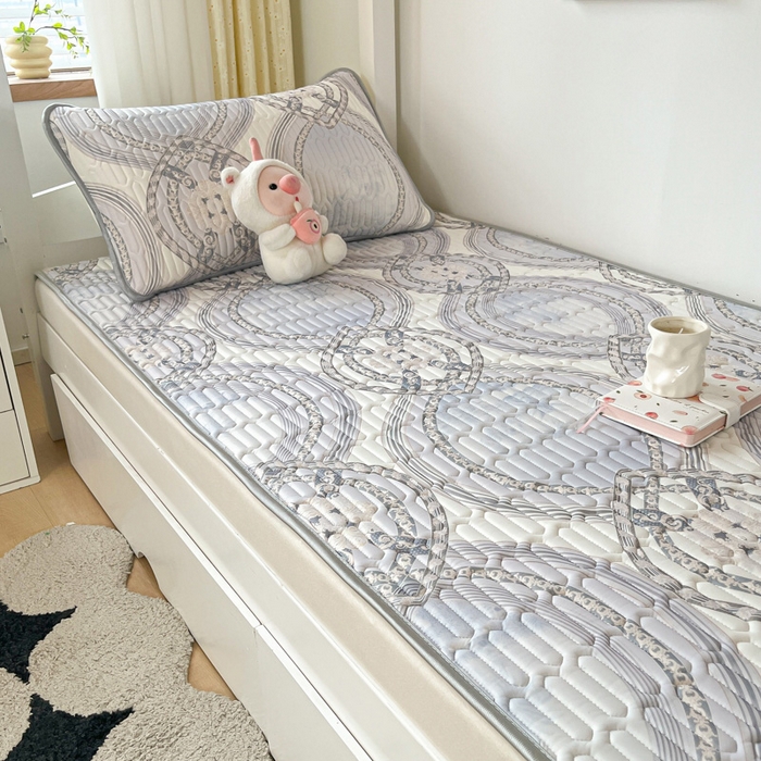 91家纺网 家纺一手货源 找家纺 东宇床垫 2025新款A类凉感丝乳胶学生凉席 北欧风情