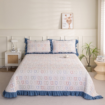 91家纺网 家纺一手货源 找家纺 吾诺家居 2024新款泡泡棉花边夹棉床盖三件套 七彩熊熊