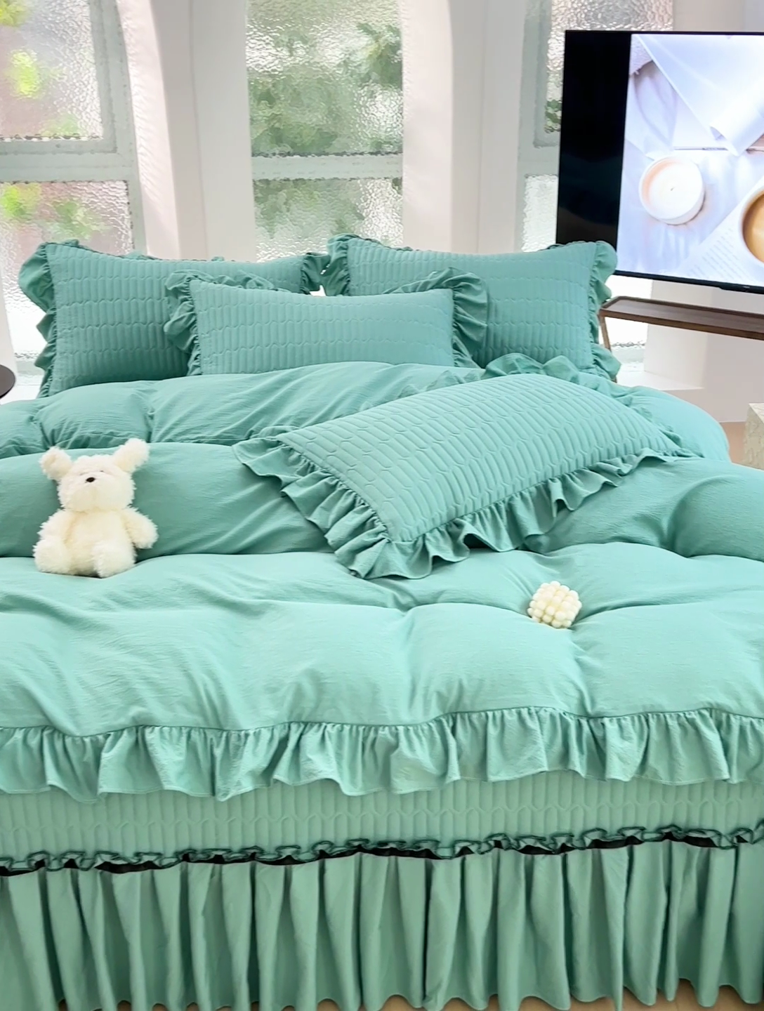 91家纺网 家纺一手货源 找家纺 言熙居家纺 2024新款亲肤床盖四件套-浪漫之约 浪漫之约宝石蓝