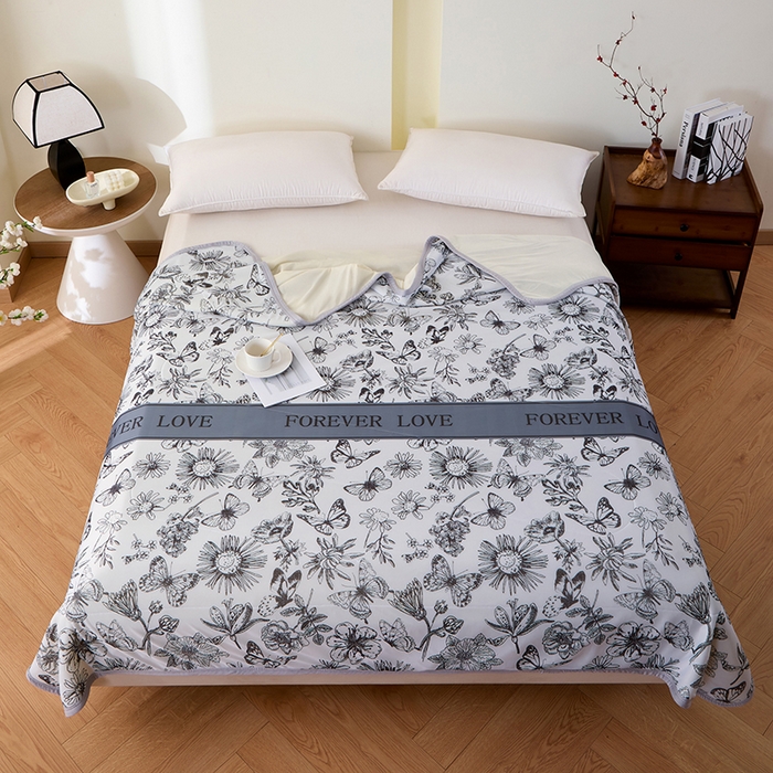 91家纺网 家纺一手货源 找家纺 吾诺家居 2024新款冰嘟嘟微重力硅胶夏被 蝶恋