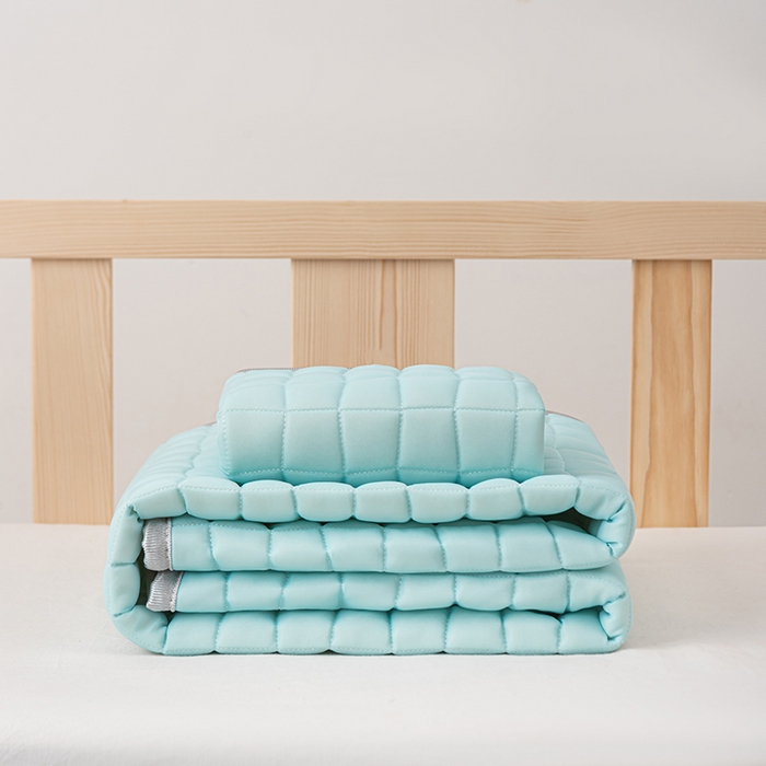 91家纺网 家纺一手货源 找家纺 吾诺家居 2024新款冰嘟嘟儿童硅胶凉席 浅兰