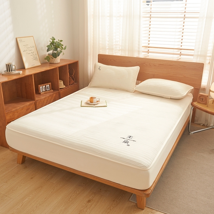 91家纺网 家纺一手货源 找家纺 （总）鹿辉家居（原吉欧力） 2024新款无染刺绣夹棉床笠