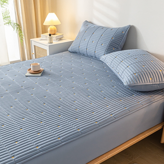 91家纺网 家纺一手货源 找家纺 鑫钰 新款刺绣防水床笠床垫保护罩床罩-星愿 星愿-风铃蓝