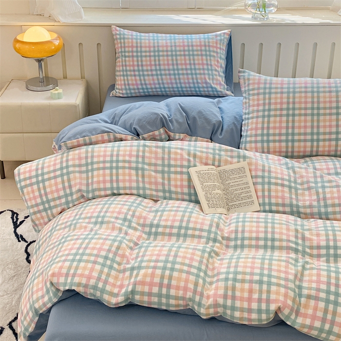 91家纺网 家纺一手货源 找家纺 盛秋家纺 2025新款亲肤格子水洗棉四件套 朵拉+海清