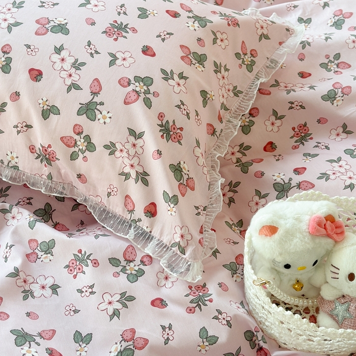 91家纺网 家纺一手货源 找家纺 昔可家纺 2024新款全棉仙仙雪纺纱花边四件套 春日粉草莓