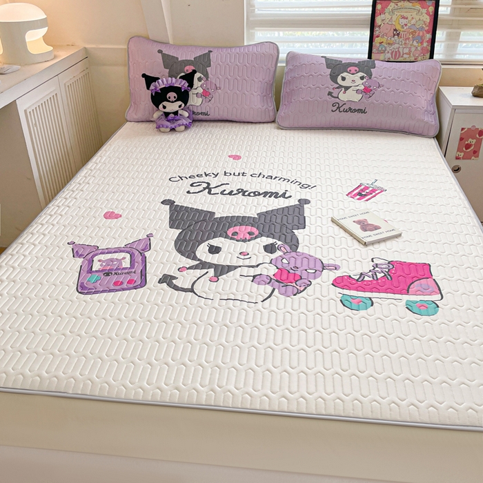 91家纺网 家纺一手货源 找家纺 金爱家 2024款三丽鸥乳胶凉席床笠款 抱抱熊库洛米