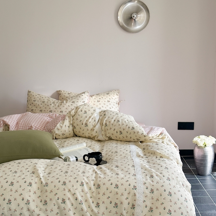 91家纺网 家纺一手货源 找家纺 （总）旷野 2024双层纱碎花蕾丝拼接款四件套--柏林花事