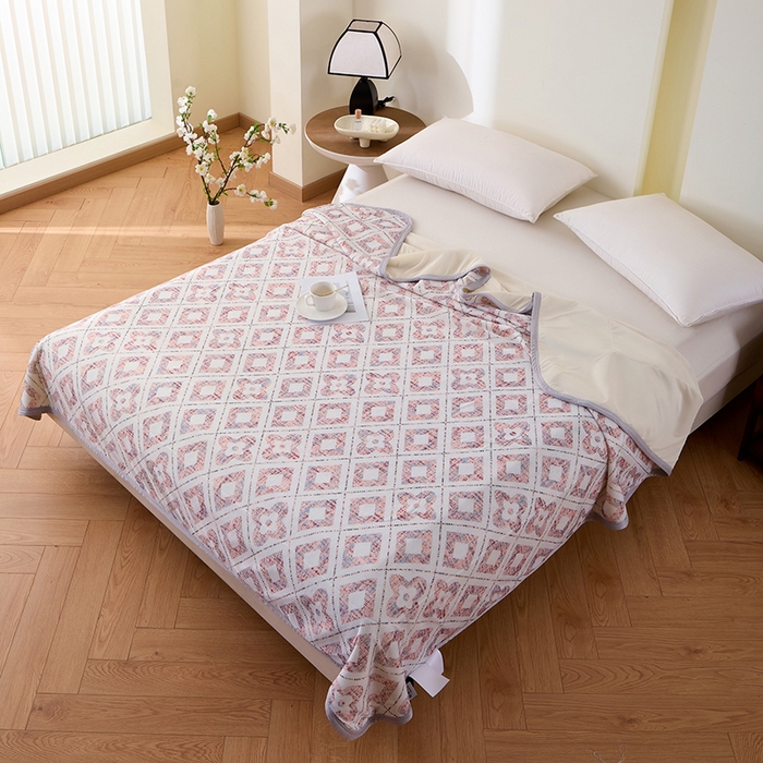 91家纺网 家纺一手货源 找家纺 吾诺家居 2024新款冰嘟嘟微重力硅胶夏被 格调