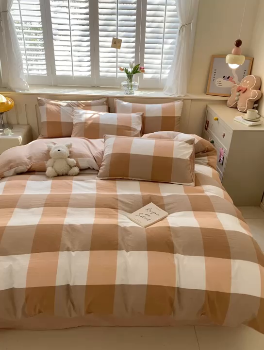 91家纺网 家纺一手货源 找家纺 盛秋家纺 2025新款亲肤格子水洗棉四件套 咖大格+奶茶