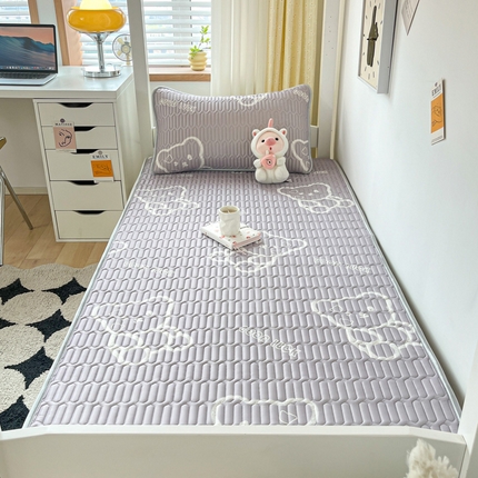 91家纺网 家纺一手货源 找家纺 （总）东宇 2024新款A类凉感丝夹棉乳胶学生凉席