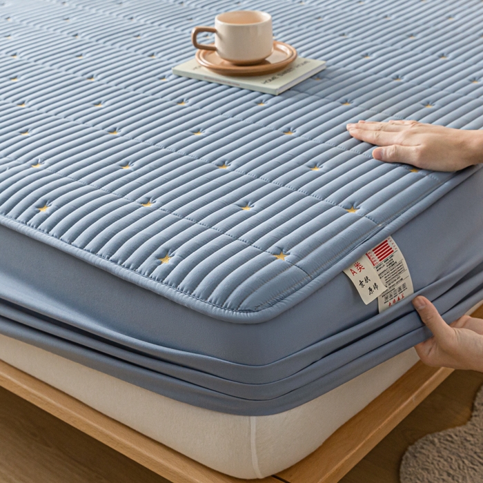 91家纺网 家纺一手货源 找家纺 鑫钰 新款刺绣防水床笠床垫保护罩床罩-星愿 星愿-风铃蓝