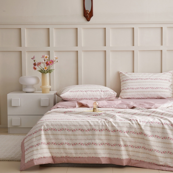 91家纺网 家纺一手货源 找家纺 怡家居 2024新款全棉印花手包边夏被四件套 玫瑰物语