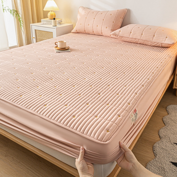 91家纺网 家纺一手货源 找家纺 鑫钰 新款刺绣防水床笠床垫保护罩床罩-星愿 星愿-安娜粉