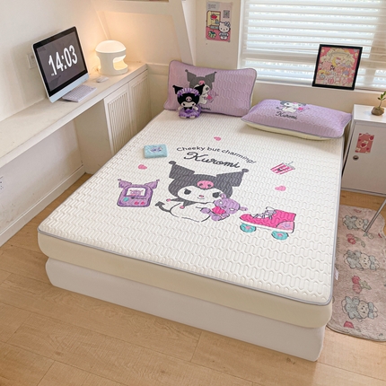 91家纺网 家纺一手货源 找家纺 金爱家 2024款三丽鸥乳胶凉席床笠款 抱抱熊库洛米