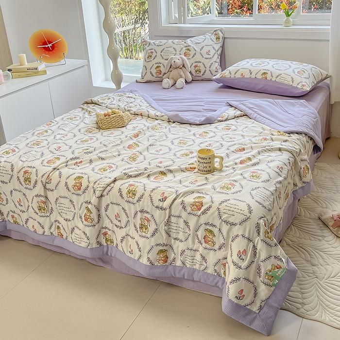 91家纺网 家纺一手货源 找家纺 安哆啦家纺 2024新款A类泡泡棉印花夏被四件套 圈圈熊