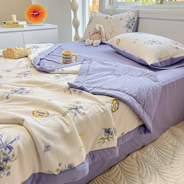 91家纺网 家纺一手货源 找家纺 安哆啦家纺 2024新款A类泡泡棉印花夏被四件套 君子兰