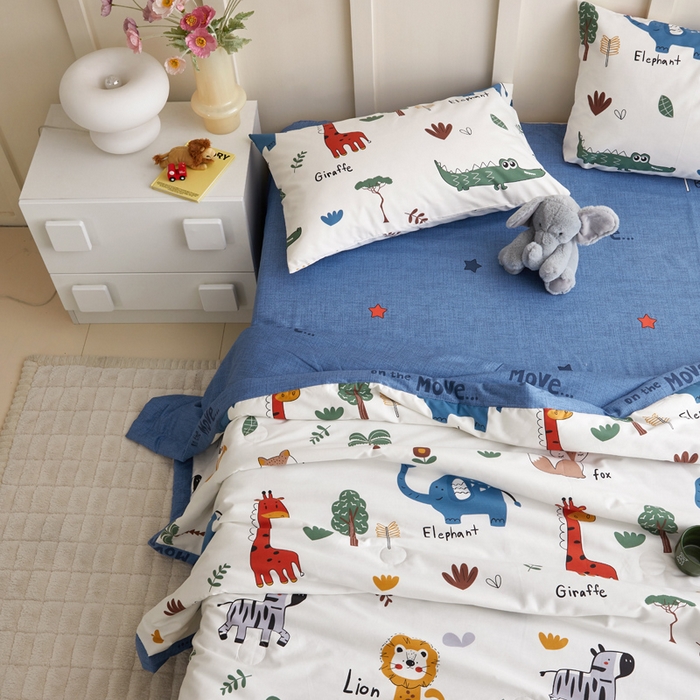 91家纺网 家纺一手货源 找家纺 怡家居 2024新款全棉印花手包边夏被四件套 森林王国