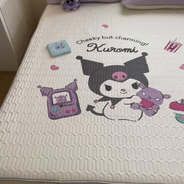 91家纺网 家纺一手货源 找家纺 金爱家 2024款三丽鸥乳胶凉席床笠款 抱抱熊库洛米