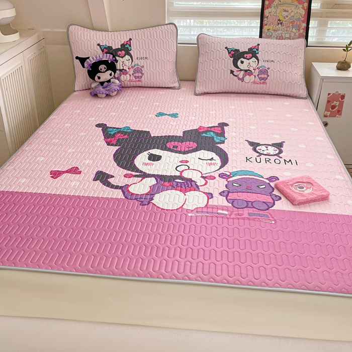 91家纺网 家纺一手货源 找家纺 金爱家 2024款三丽鸥乳胶凉席床笠款 朗读库洛米