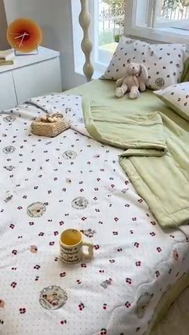 91家纺网 家纺一手货源 找家纺 安哆啦家纺 2024新款A类泡泡棉印花夏被四件套 樱桃兔