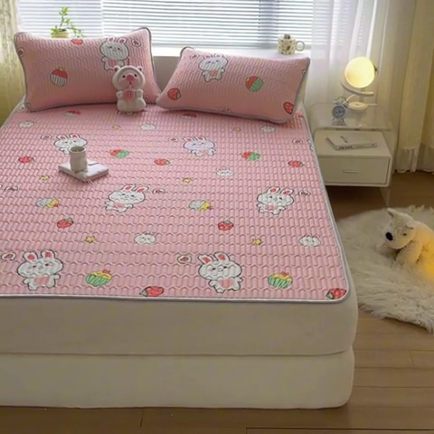 91家纺网 家纺一手货源 找家纺 东宇床垫 2025新款A类凉感丝乳胶成人凉席 仔仔兔