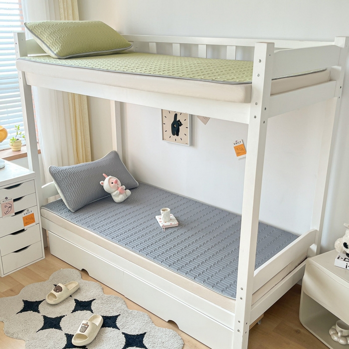 91家纺网 家纺一手货源 找家纺 东宇床垫 2025新款A类凉感丝乳胶学生凉席 冰山灰