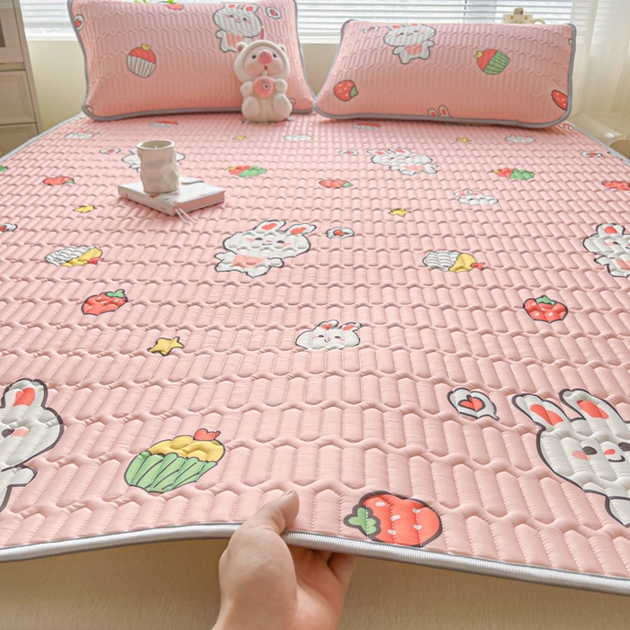 91家纺网 家纺一手货源 找家纺 东宇床垫 2025新款A类凉感丝乳胶成人凉席 仔仔兔