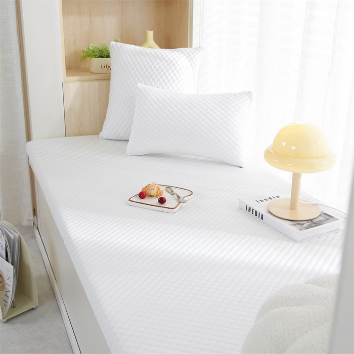 91家纺网 家纺一手货源 找家纺 共鸣沙发垫2024新款5cm厚50D凉豆豆海绵飘窗垫 凉豆豆米色