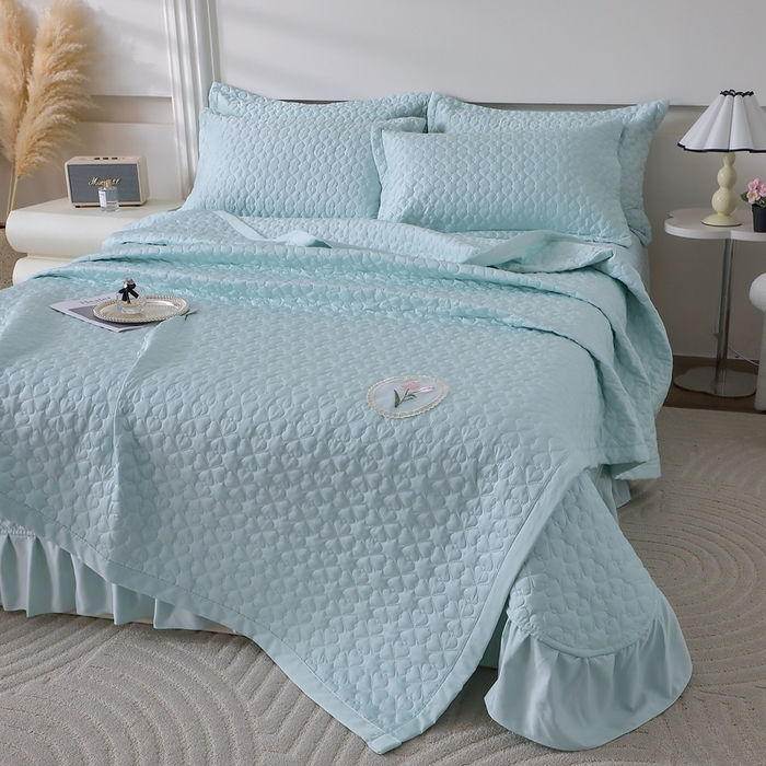 91家纺网 家纺一手货源 找家纺 佳梦家纺 2024新款花边天丝床盖三件套 冰雪绸天丝-清新绿