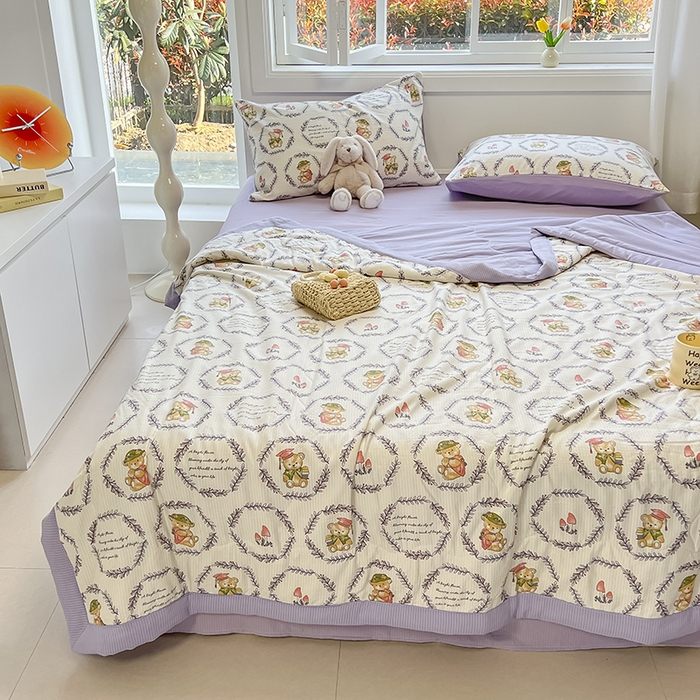 91家纺网 家纺一手货源 找家纺 安哆啦家纺 2024新款A类泡泡棉印花夏被四件套 圈圈熊