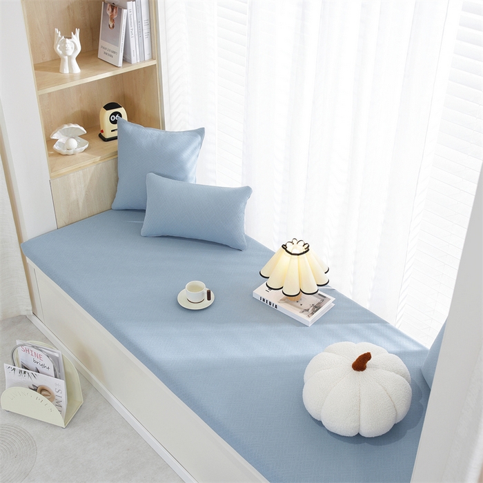 91家纺网 家纺一手货源 找家纺 共鸣沙发垫  2024新款5cm厚50D玉米粒绒回形格海绵飘窗垫 回形格蓝色