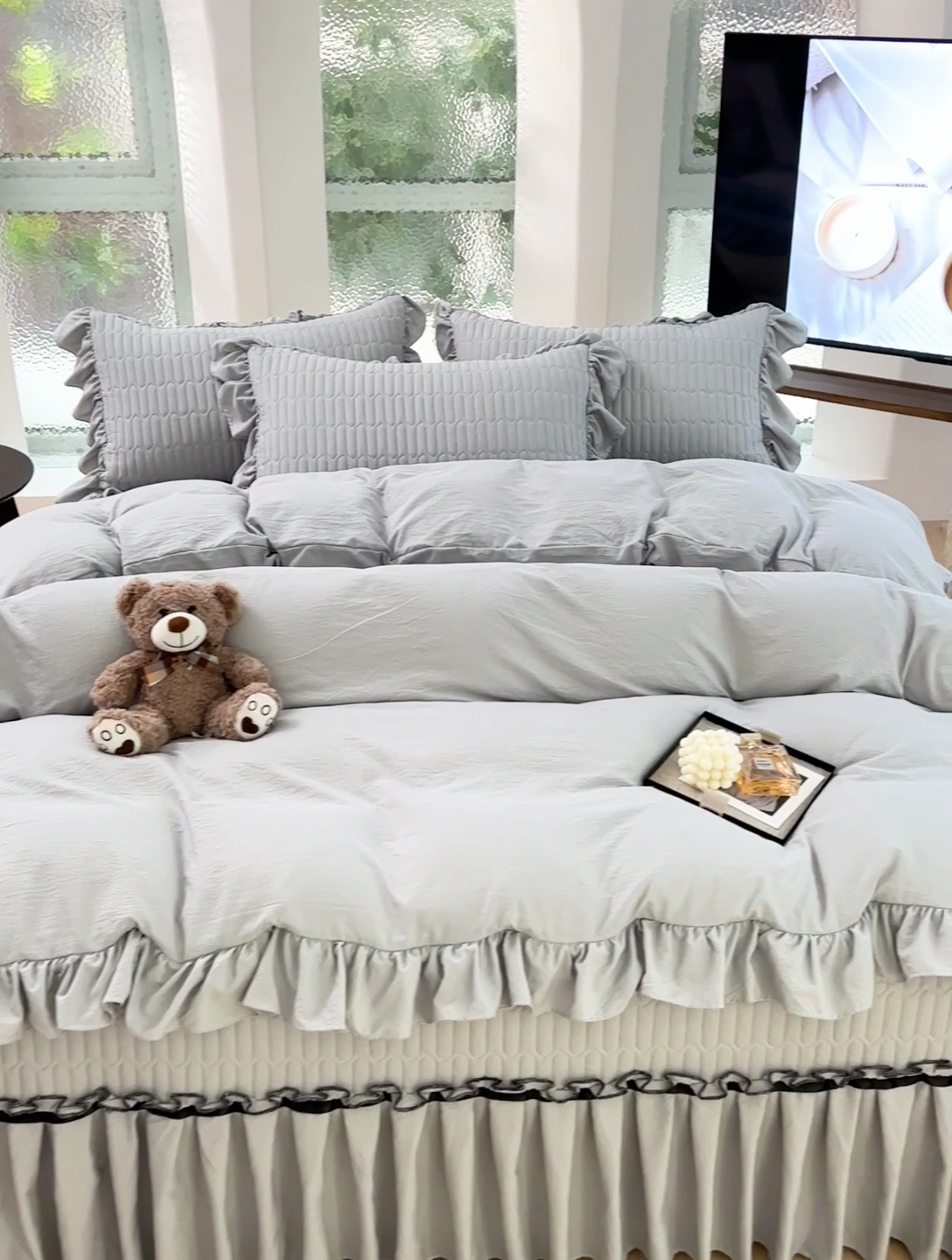 91家纺网 家纺一手货源 找家纺 言熙居家纺 2024新款亲肤床盖四件套-浪漫之约 浪漫之约灰