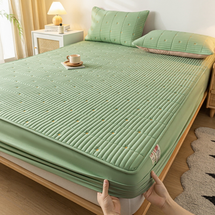 91家纺网 家纺一手货源 找家纺 鑫钰 新款刺绣防水床笠床垫保护罩床罩-星愿 星愿-云川绿