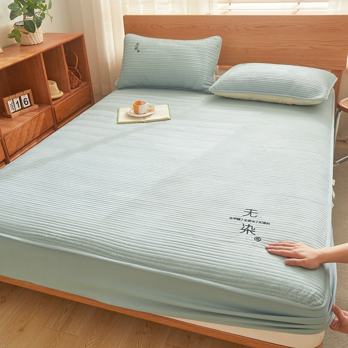 91家纺网 家纺一手货源 找家纺 鹿辉家居（原吉欧力） 2024新款无染刺绣夹棉床笠 无染浅绿