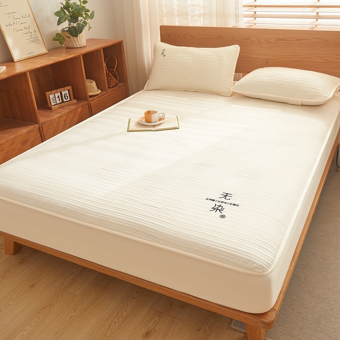 91家纺网 家纺一手货源 找家纺 鹿辉家居（原吉欧力） 2024新款无染刺绣夹棉床笠 无染奶白