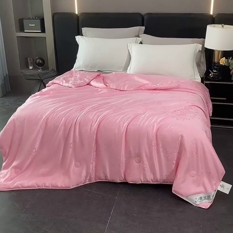 91家纺网 家纺一手货源 找家纺 恒鑫家纺 2025新款提花蚕丝夏凉被被子被芯 淑女粉