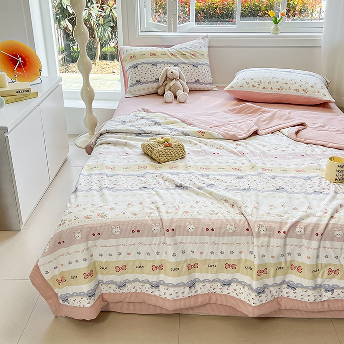 91家纺网 家纺一手货源 找家纺 安哆啦家纺 2024新款A类泡泡棉印花夏被四件套 拾影