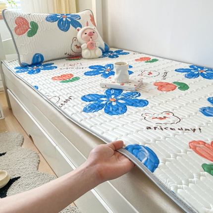 91家纺网 家纺一手货源 找家纺 （总）东宇床垫 2025新款A类凉感丝乳胶学生凉席