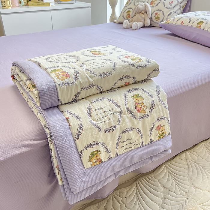 91家纺网 家纺一手货源 找家纺 安哆啦家纺 2024新款A类泡泡棉印花夏被四件套 圈圈熊