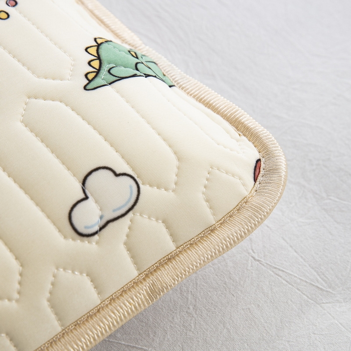 91家纺网 家纺一手货源 找家纺 纽乐家纺 2024新款儿童乳胶枕套 呆萌恐龙