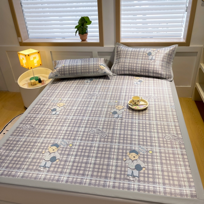 91家纺网 家纺一手货源 找家纺 佰亿莱 2024新款数码印花冰藤席 熊仔