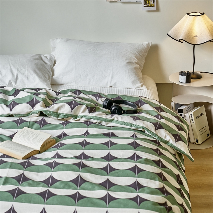 91家纺网 家纺一手货源 找家纺 窝米 2024新款全棉13370印花单品系列--被套 大西洋绿被套