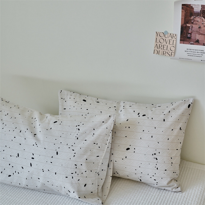 91家纺网 家纺一手货源 找家纺 窝米 2024新款全棉13370印花单品系列--枕套 平行时空枕套